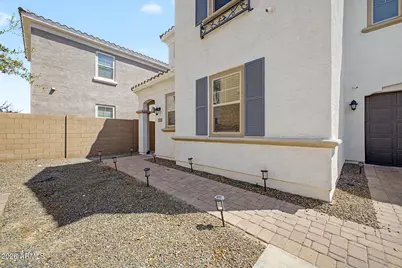 17237 N 9th Place, Phoenix, AZ 85022 - Photo 2