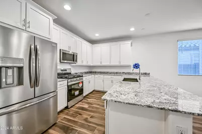 7574 W Jackrabbit Lane, Peoria, AZ 85383 - Photo 10