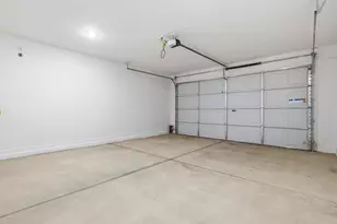 15595 W Honeysuckle Dr, Surprise, AZ 85387 - Photo 12