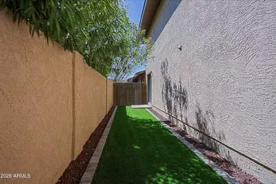 13205 N 21st Place #2, Phoenix, AZ 85022 - Photo 6