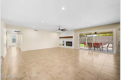 3118 W Woodridge Drive, Phoenix, AZ 85053 - Photo 6