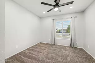 3118 W Woodridge Dr, Phoenix, AZ 85053 - Photo 18