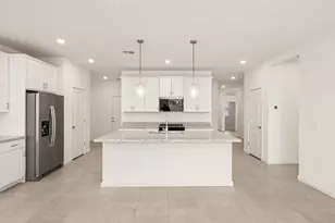 15641 W Honeysuckle Dr, Surprise, AZ 85387 - Photo 4