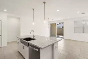 15641 W Honeysuckle Dr, Surprise, AZ 85387 - Photo 8