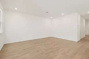 15633 W Honeysuckle Dr, Surprise, AZ 85387 - Photo 20