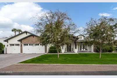 4705 N 32nd Place, Phoenix, AZ 85018 - Photo 1