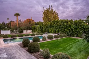 4705 N 32nd Pl, Phoenix, AZ 85018 - Photo 2