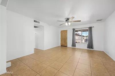 5059 W Vernon Avenue, Phoenix, AZ 85035 - Photo 8