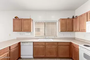 44922 W Alamendras St, Maricopa, AZ 85139 - Photo 10
