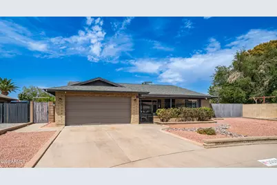 10032 N 49th Drive, Glendale, AZ 85302 - Photo 2
