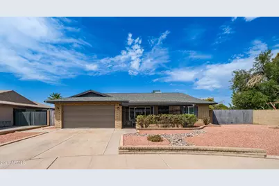 10032 N 49th Drive, Glendale, AZ 85302 - Photo 1