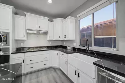 250 W Yellow Wood Avenue, San Tan Valley, AZ 85140 - Photo 10