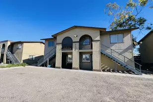 7143 N 66th Dr, Glendale, AZ 85301 - Photo 2