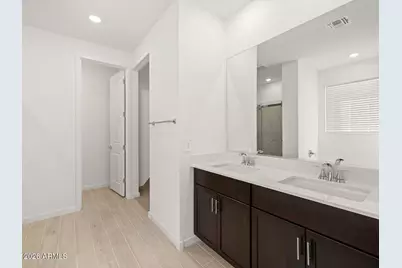 15650 W Honeysuckle Drive, Surprise, AZ 85387 - Photo 16