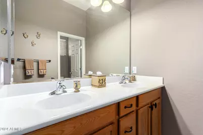 42424 N Gavilan Peak Parkway #42206, Anthem, AZ 85086 - Photo 14