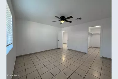 1023 E Old Southern Avenue #B, Phoenix, AZ 85042 - Photo 10