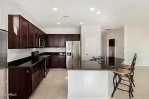 18275 W Cedarwood Ln, Goodyear, AZ 85338 - Photo 12