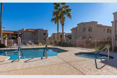 9151 W Greenway Road #170, Peoria, AZ 85381 - Photo 4