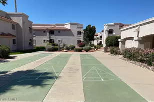 9151 W Greenway Rd, Peoria, AZ 85381 - Photo 6