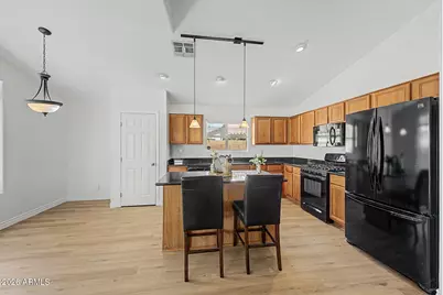 1814 N 108th Avenue, Avondale, AZ 85392 - Photo 14