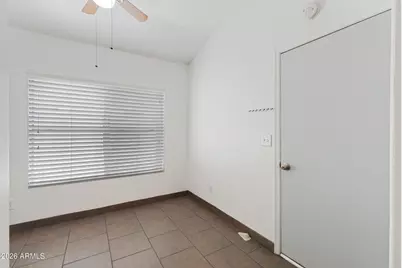 23620 N 42nd Drive, Glendale, AZ 85310 - Photo 16