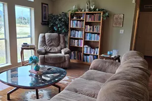 5776 E Perry Ln, Hereford, AZ 85615 - Photo 6
