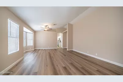 4011 W Chama Drive, Glendale, AZ 85310 - Photo 8