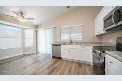 4011 W Chama Drive, Glendale, AZ 85310 - Photo 2
