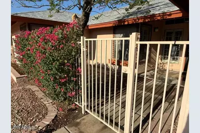 13159 N 81st Avenue, Peoria, AZ 85381 - Photo 2