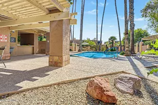 1119 E North Ln N, Phoenix, AZ 85020 - Photo 30