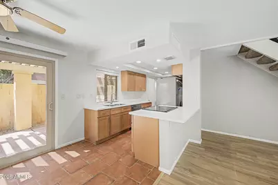 1119 E North Lane N #3, Phoenix, AZ 85020 - Photo 10