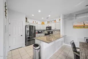 15717 W Cimarron Dr, Surprise, AZ 85374 - Photo 6