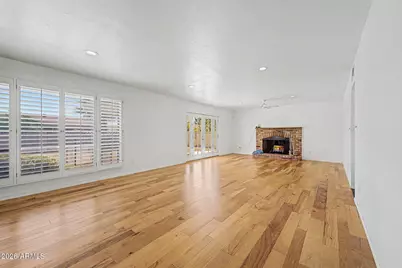 4315 W Griswold Road, Glendale, AZ 85302 - Photo 6
