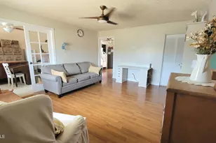 18014 N 31st Dr, Phoenix, AZ 85053 - Photo 2