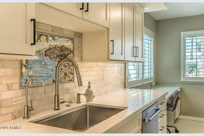 7813 E Buena Terra Way, Scottsdale, AZ 85250 - Photo 24