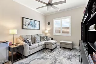 1118 E Paseo Way, Phoenix, AZ 85042 - Photo 38