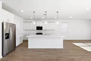 15638 W Honeysuckle Dr, Surprise, AZ 85387 - Photo 18