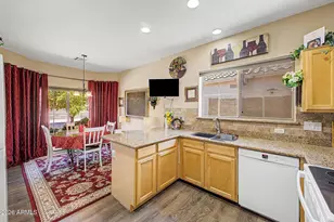 40756 N Robinson Dr, Anthem, AZ 85086 - Photo 2