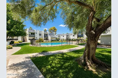 302 E Monte Vista Road #C4, Phoenix, AZ 85004 - Photo 8