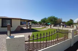 3401 W Cypress St, Phoenix, AZ 85009 - Photo 14