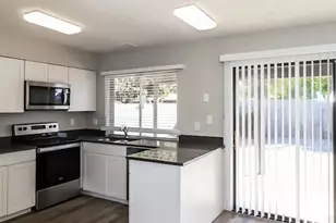 3713 W Evans Dr, Phoenix, AZ 85053 - Photo 8