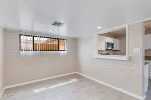 4609 E Almeria Rd, Phoenix, AZ 85008 - Photo 18