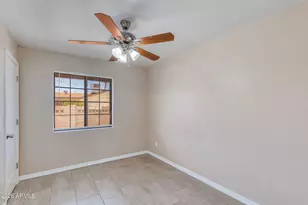 4609 E Almeria Rd, Phoenix, AZ 85008 - Photo 24