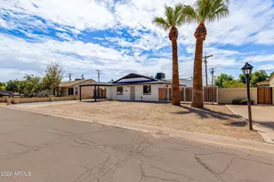 4609 E Almeria Rd, Phoenix, AZ 85008 - Photo 4