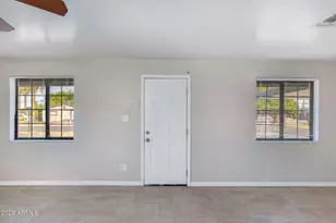 4609 E Almeria Rd, Phoenix, AZ 85008 - Photo 8