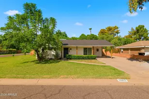 2002 N 39th St, Phoenix, AZ 85008 - Photo 1