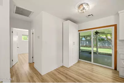 2002 N 39th Street, Phoenix, AZ 85008 - Photo 16
