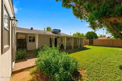 2002 N 39th Street, Phoenix, AZ 85008 - Photo 30
