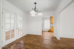 1326 E Palm Ln, Phoenix, AZ 85006 - Photo 12