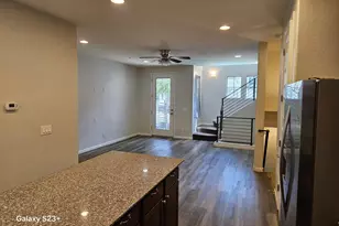 2090 S Dorsey Ln, Tempe, AZ 85282 - Photo 10